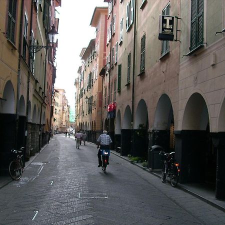 Vista Sul Carruggio, Centro Storico Di Chiavari Exterior photo